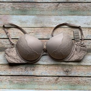 Victoria’s Secret nude push-up bra